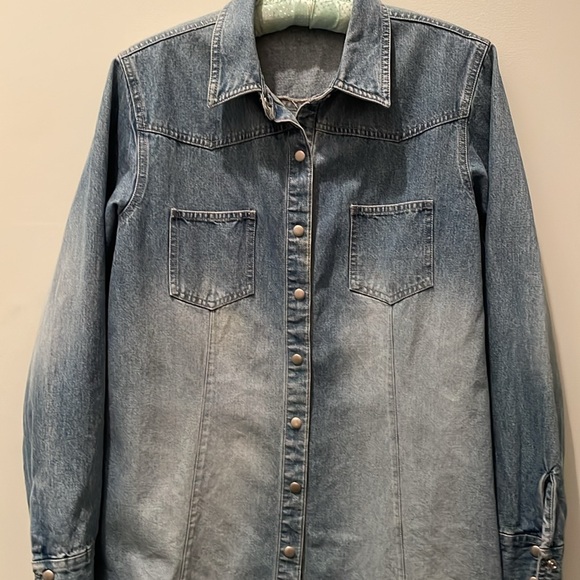 Maternity jacket size Medium 100% cotton snaps down front denim - Picture 2 of 5